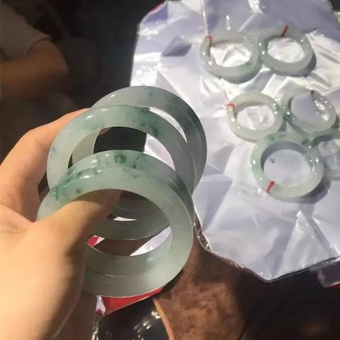 励志语录，财富与学识的双重力量提升人生境界