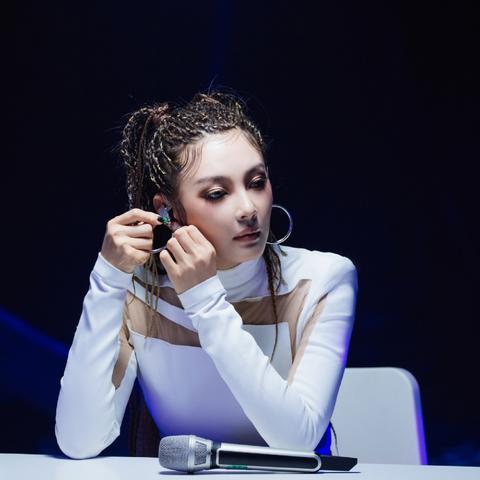 最新皮草音乐流行歌曲大赏