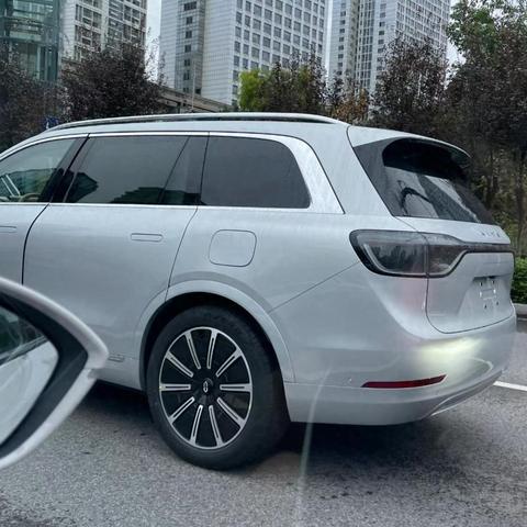 斗志昂扬