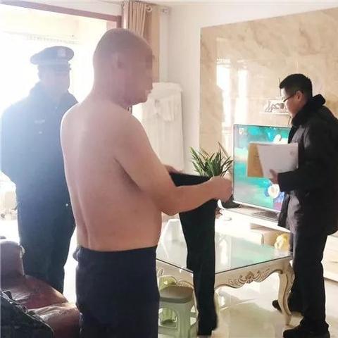 徙宅忘妻
